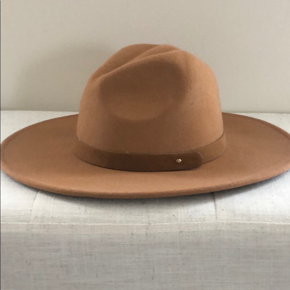 New Carly Jean Los Angeles Hat